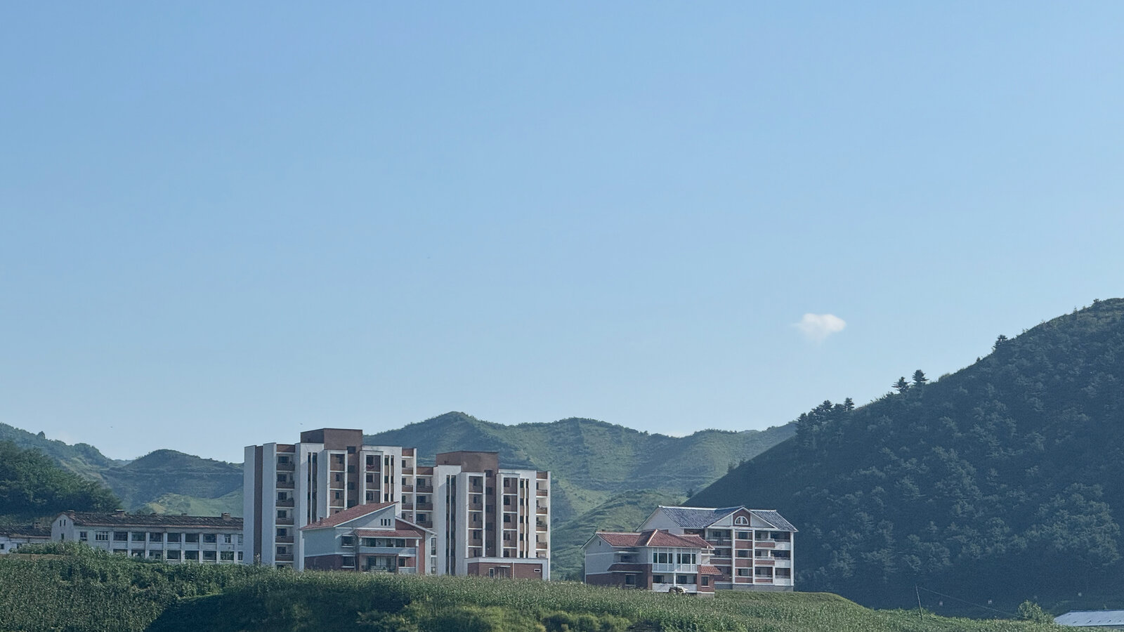 集安の山と町