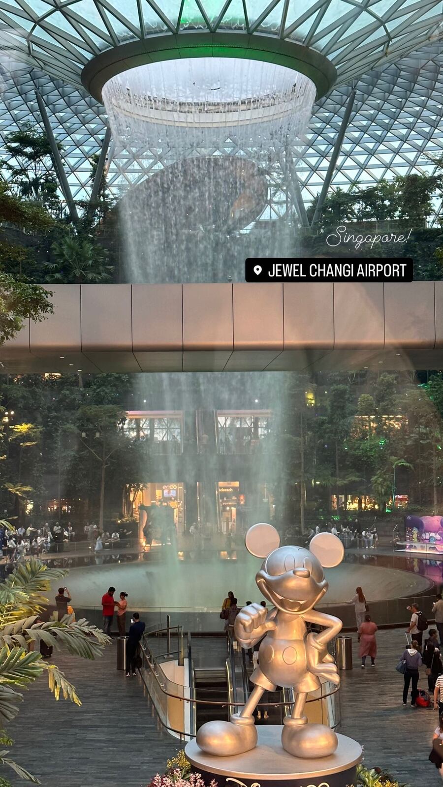 乗り継ぎのチャンギ空港