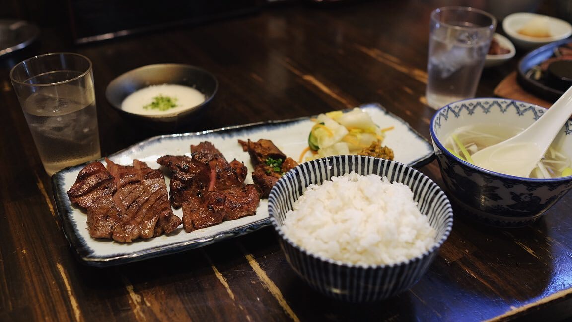 焼いた仙台牛と、白いごはん