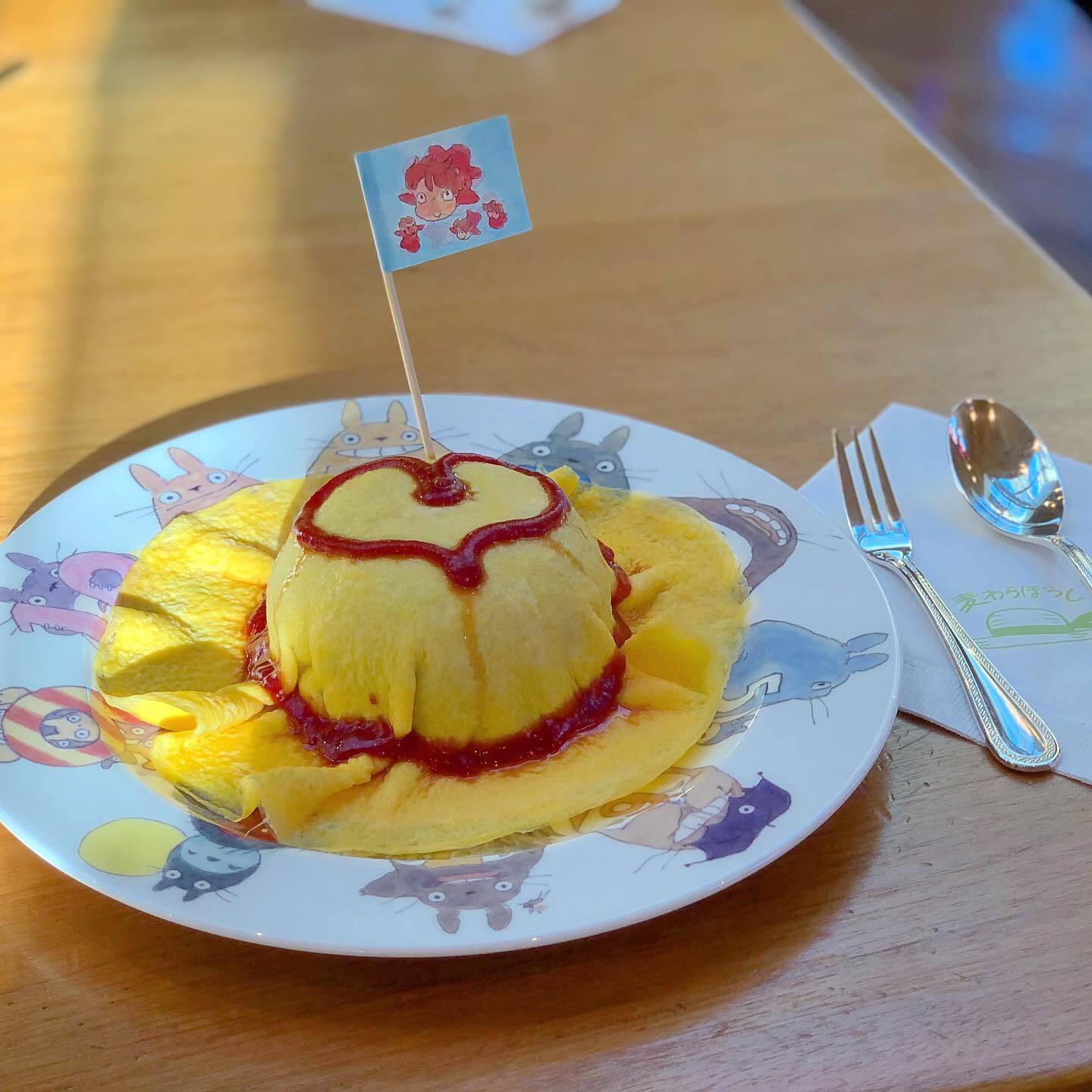 旗の立った、まるいプリン